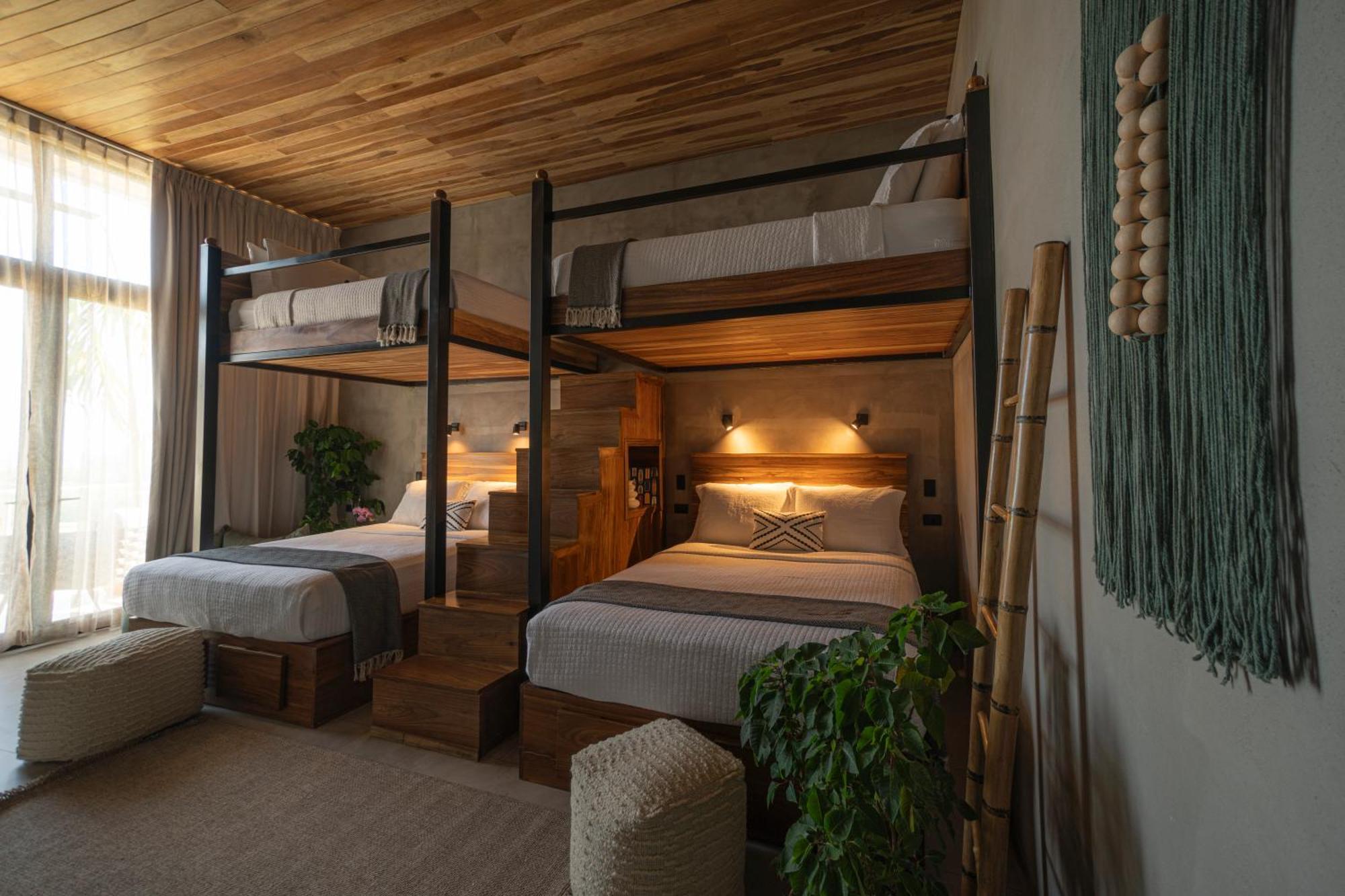 Surf Synergy All-Inclusive Surf Retreat Jacó Exterior foto